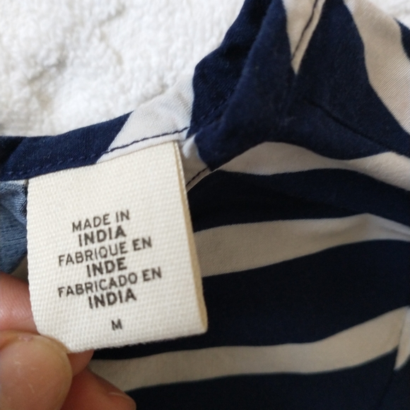 Levi's     B - Picture 9 of 9